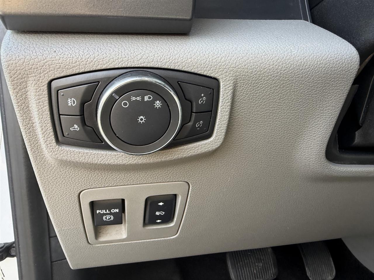 Ford F-150 XLT 4WD SuperCrew 6.5' Box 2017