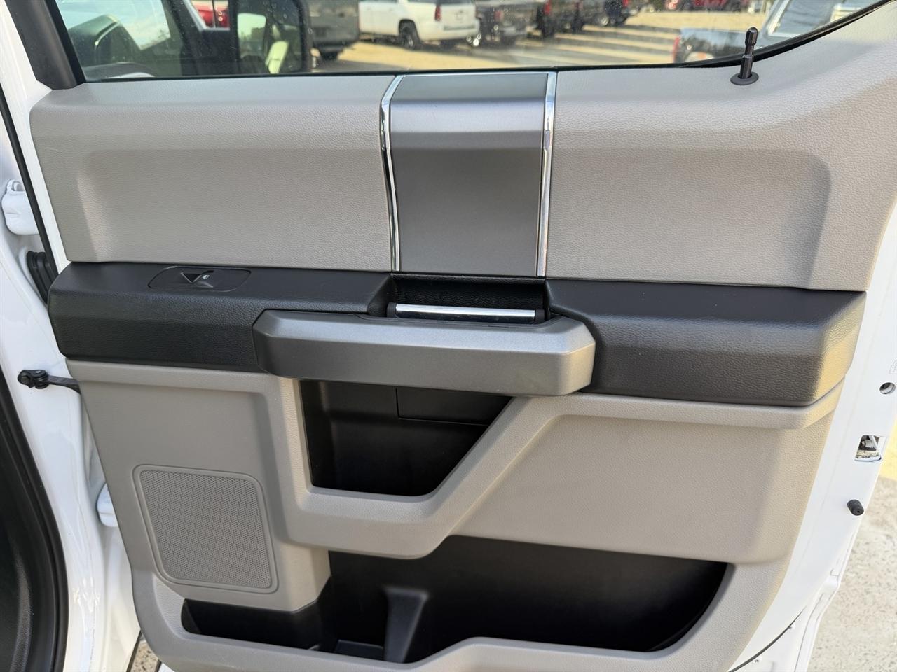 Ford F-150 XLT 4WD SuperCrew 6.5' Box 2017