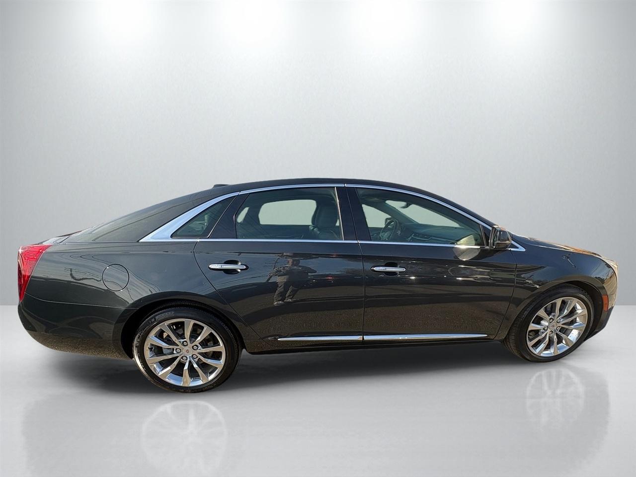 Cadillac XTS  2015