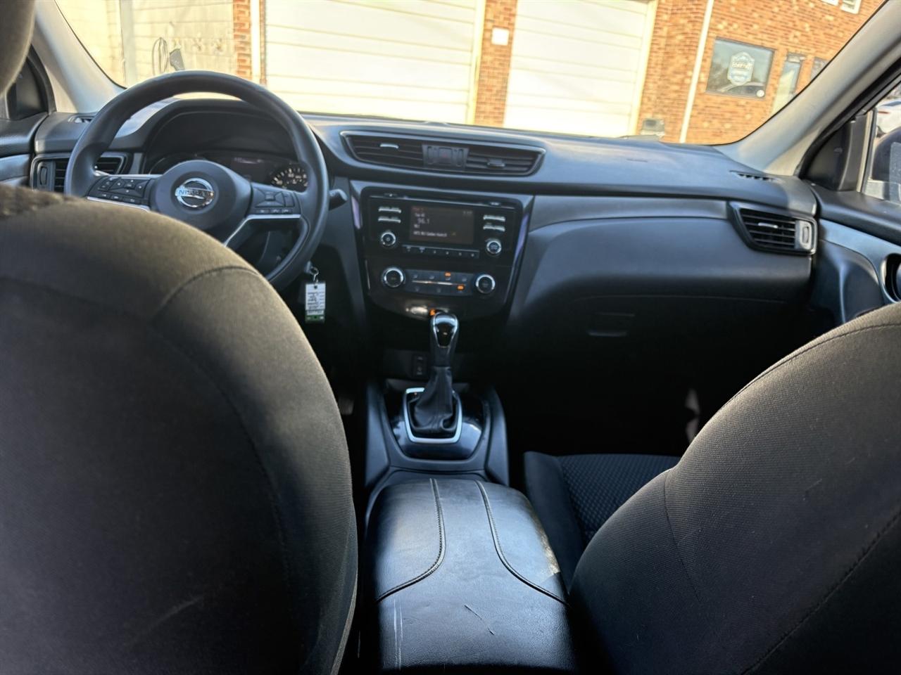 Nissan Rogue Sport S 2018