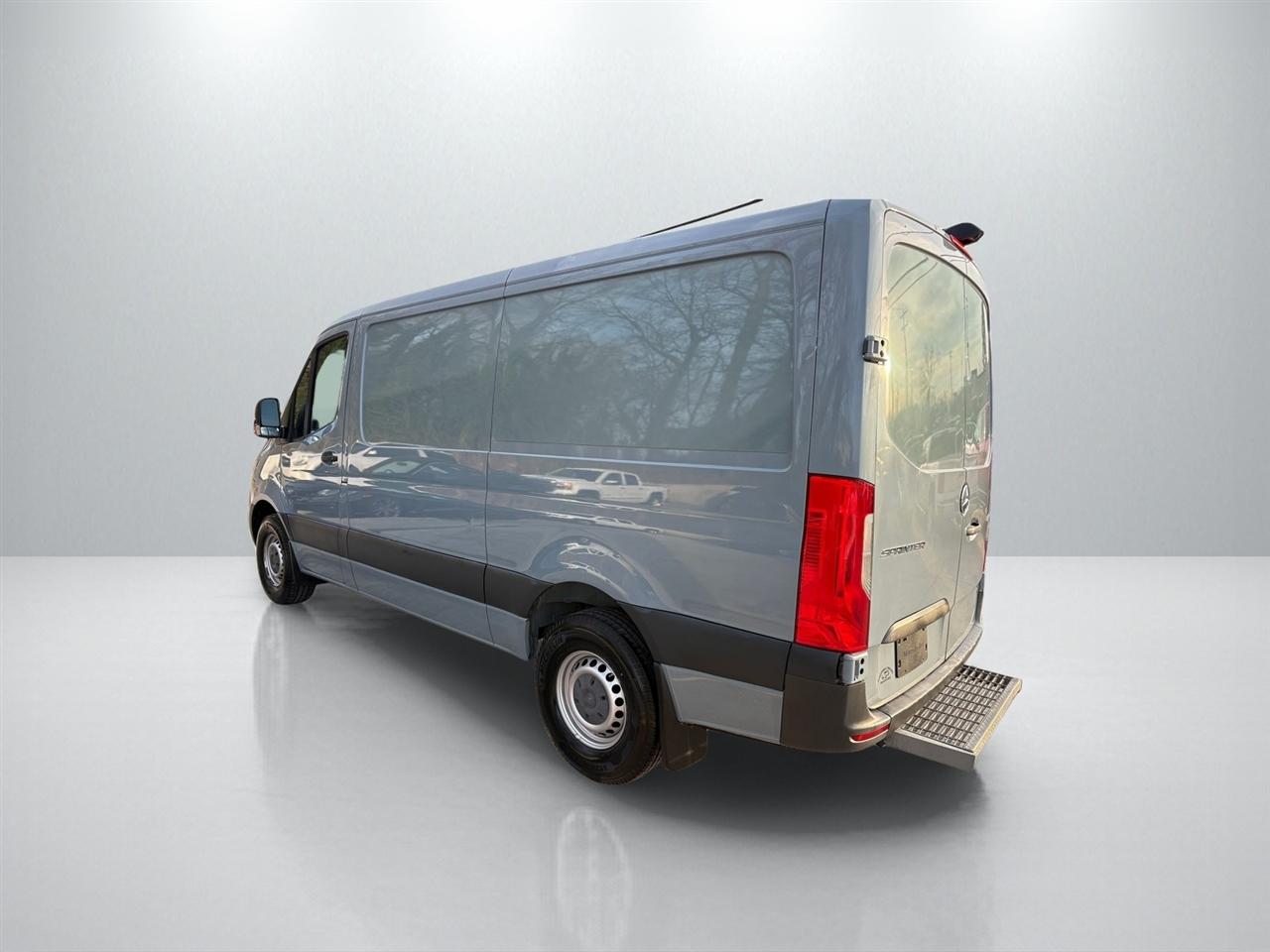 Mercedes-Benz Sprinter 2500 144-in. WB 2019