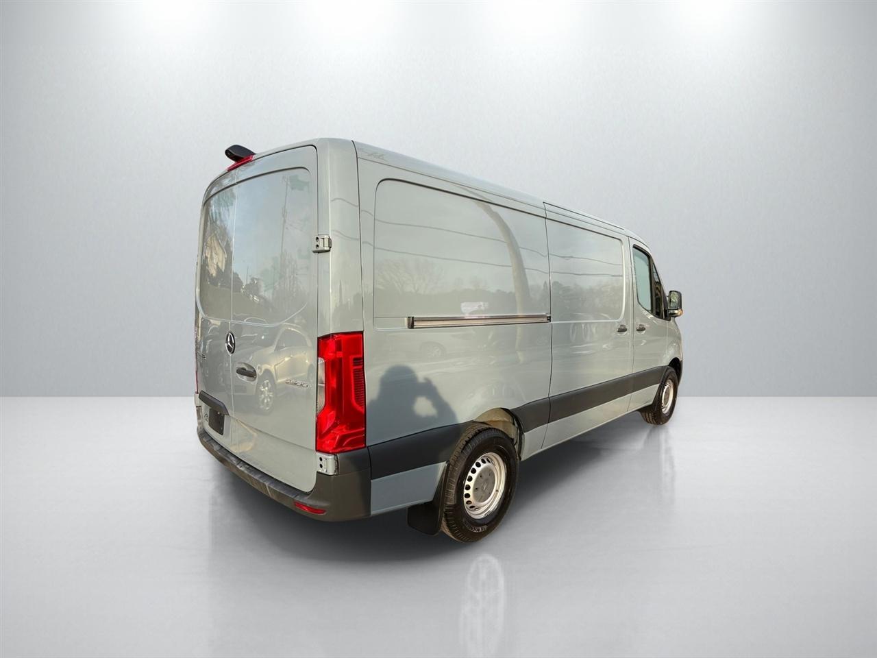 Mercedes-Benz Sprinter 2500 144-in. WB 2019