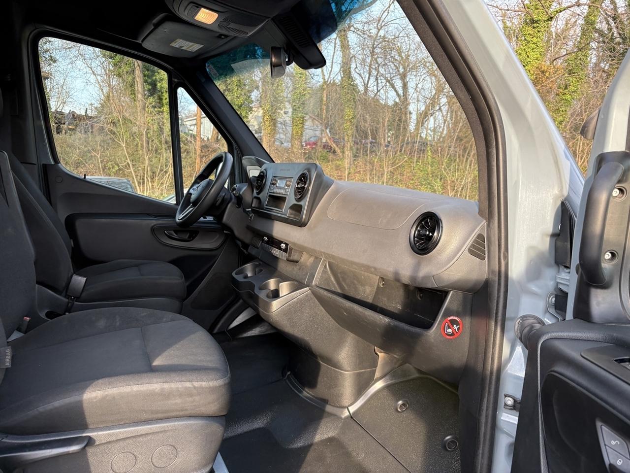 Mercedes-Benz Sprinter 2500 144-in. WB 2019