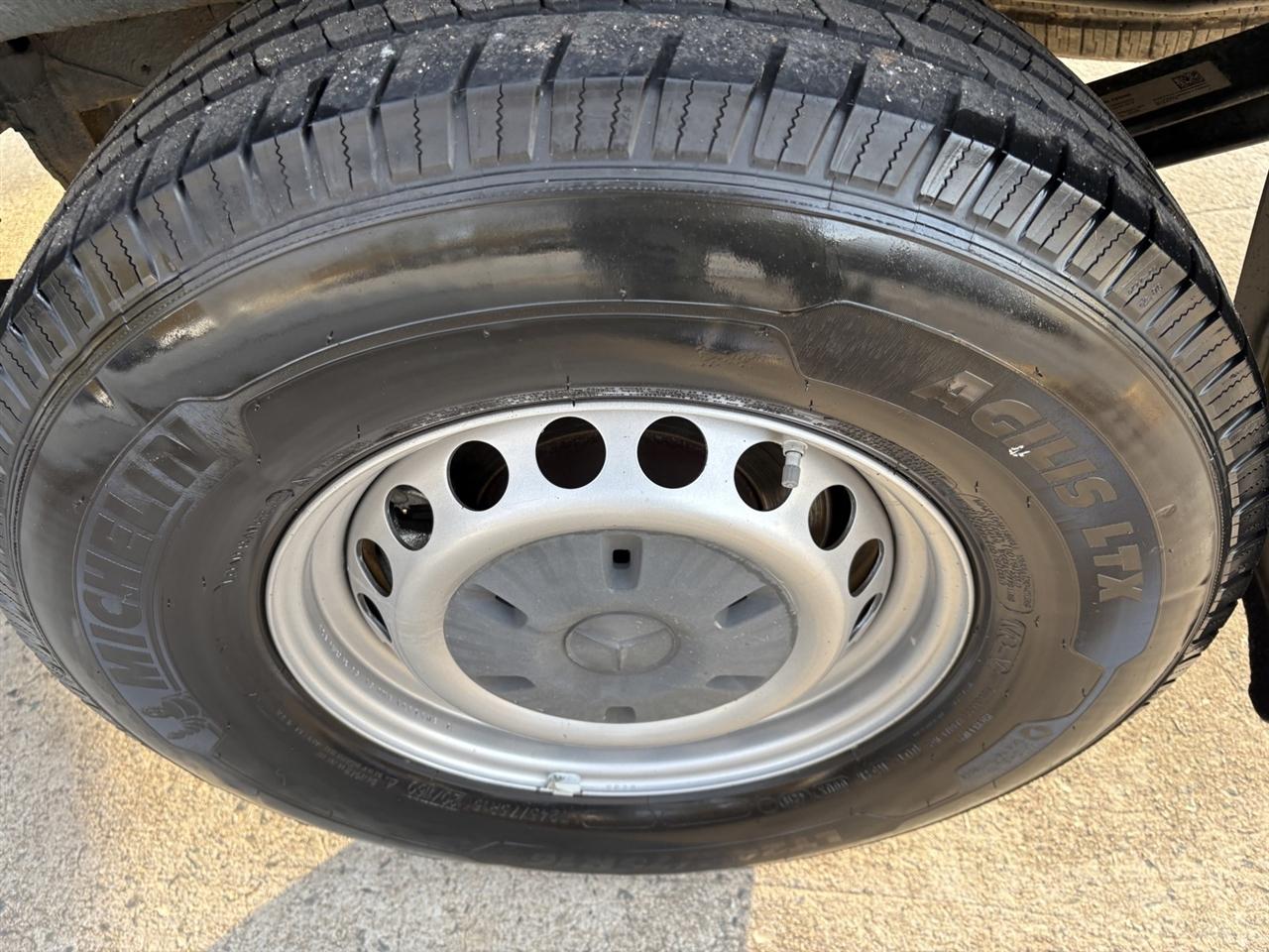 Mercedes-Benz Sprinter 2500 144-in. WB 2019