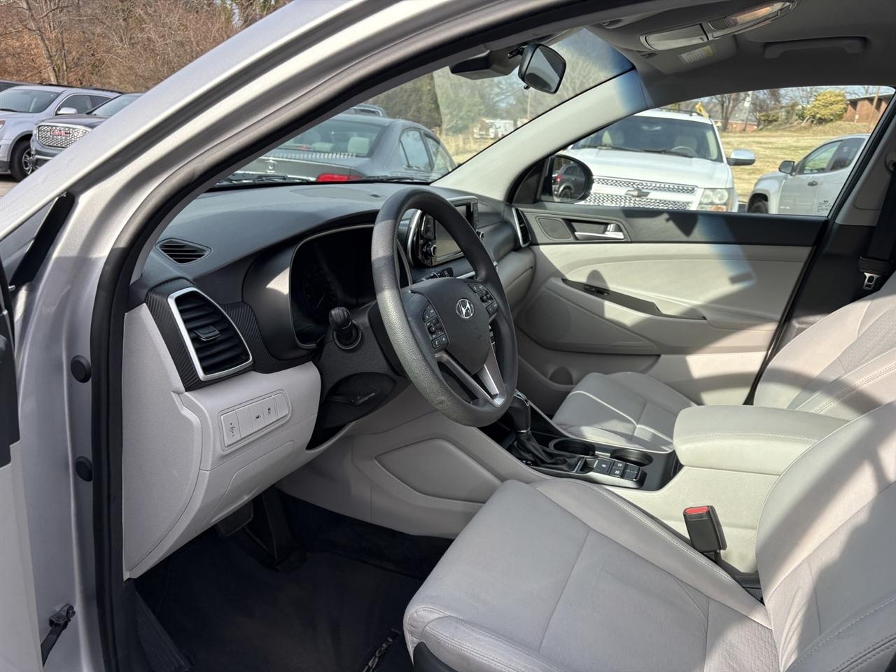 Hyundai Tucson SE 2020