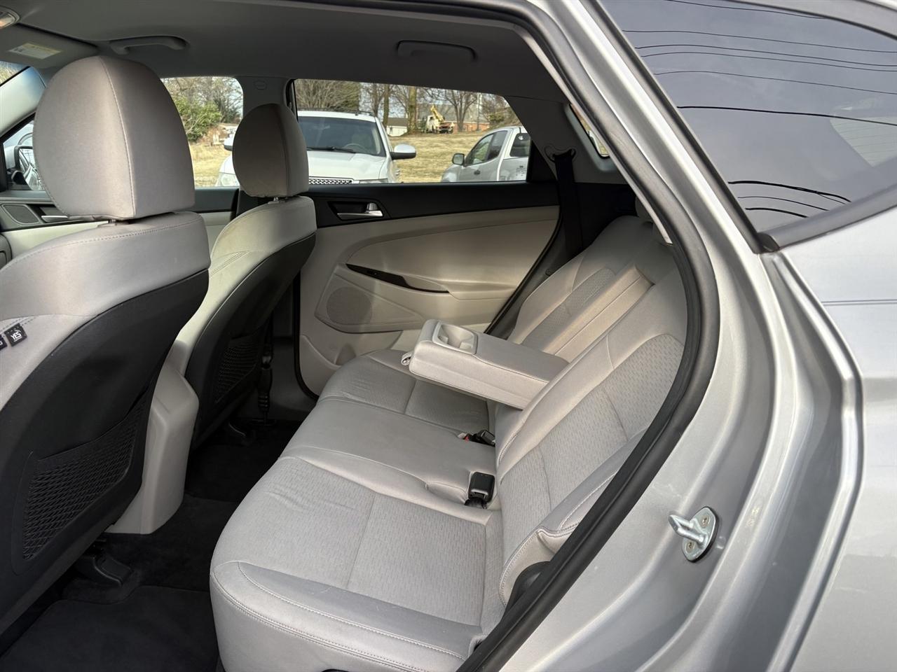 Hyundai Tucson SE 2020