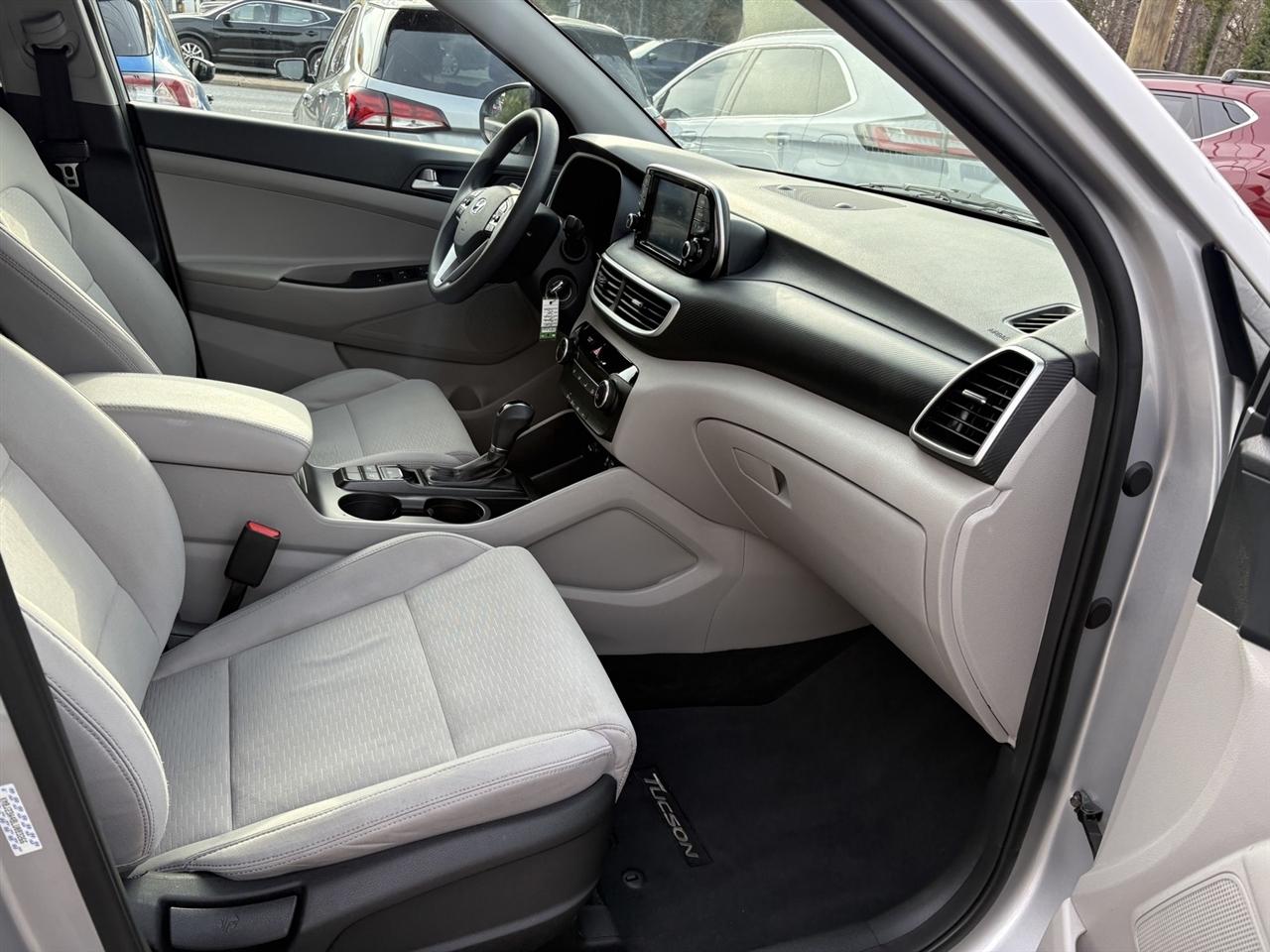 Hyundai Tucson SE 2020