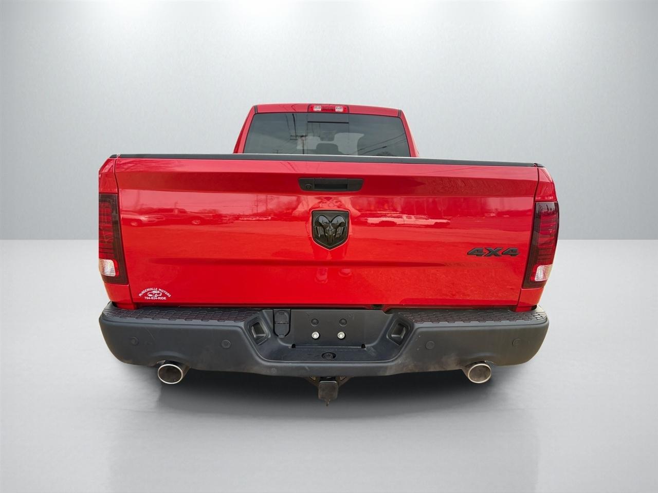 RAM 1500 Classic Tradesman Quad Cab 4WD 2020