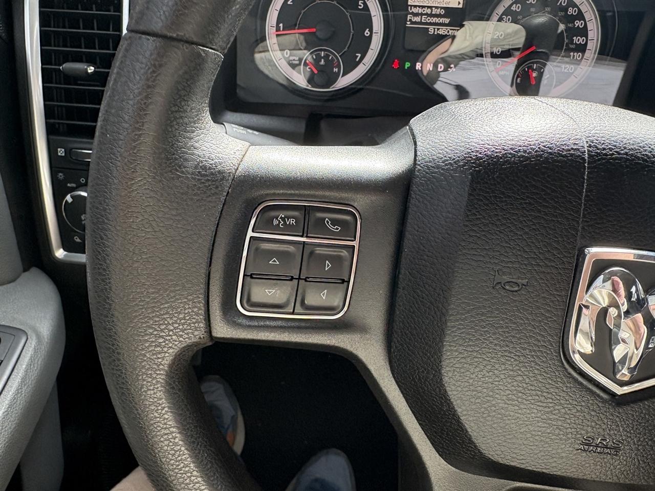 RAM 1500 Classic Tradesman Quad Cab 4WD 2020