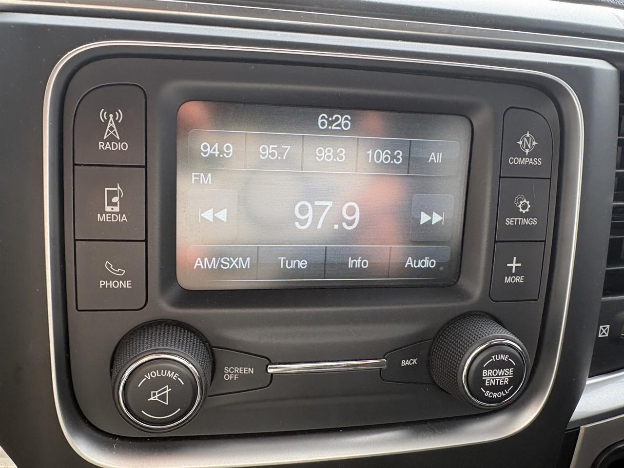 RAM 1500 Classic Tradesman Quad Cab 4WD 2020