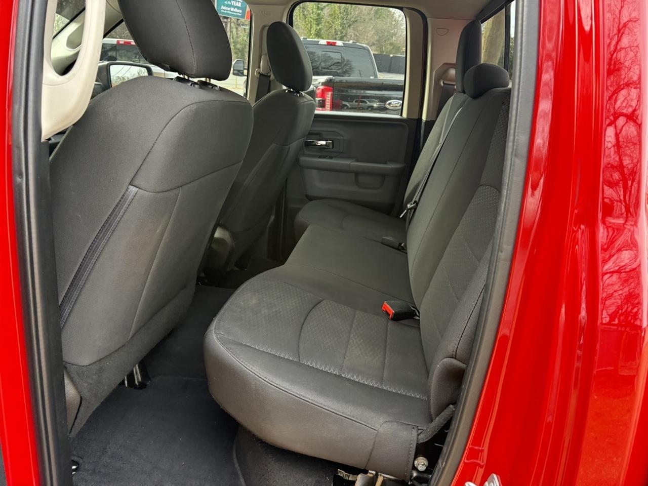 RAM 1500 Classic Warlock 4x4 Quad Cab 6'4" Box 2020