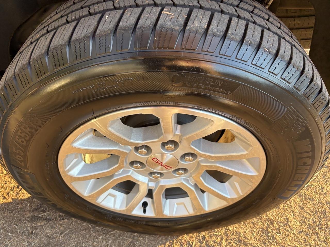 GMC Yukon SLT 4WD 2018