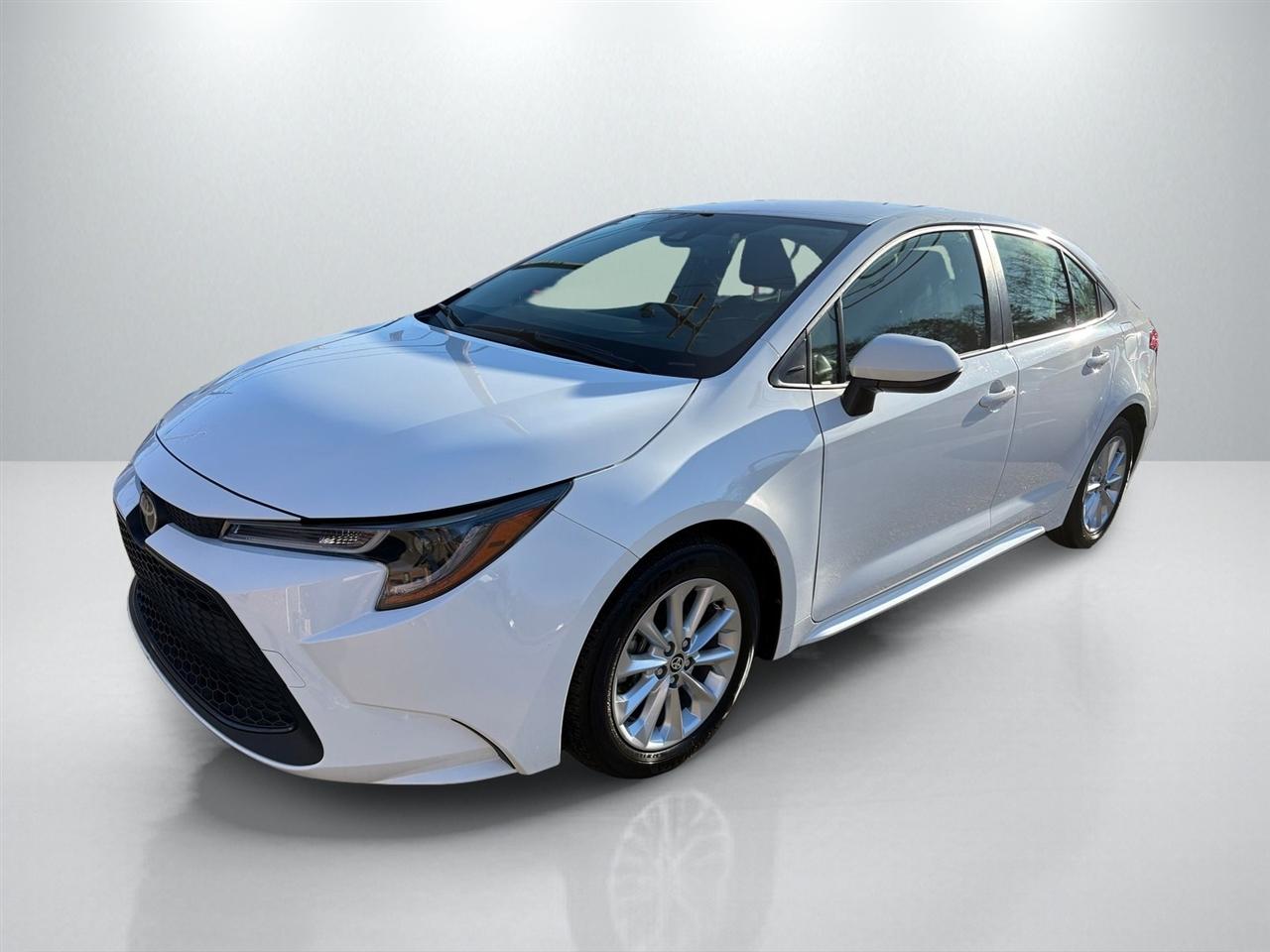 Toyota Corolla LE w/ Premium Pkg2 2022