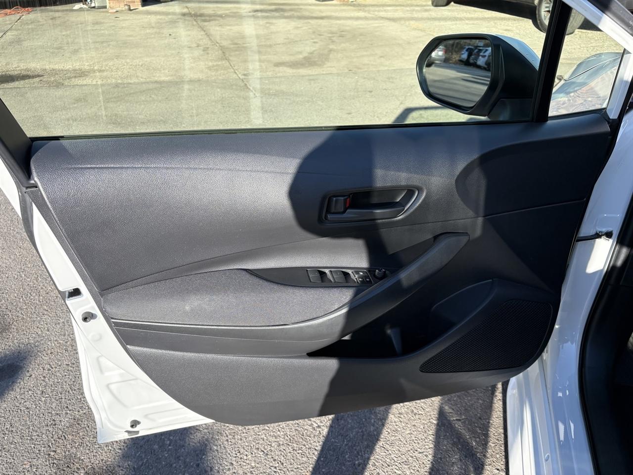 Toyota Corolla LE w/ Premium Pkg2 2022