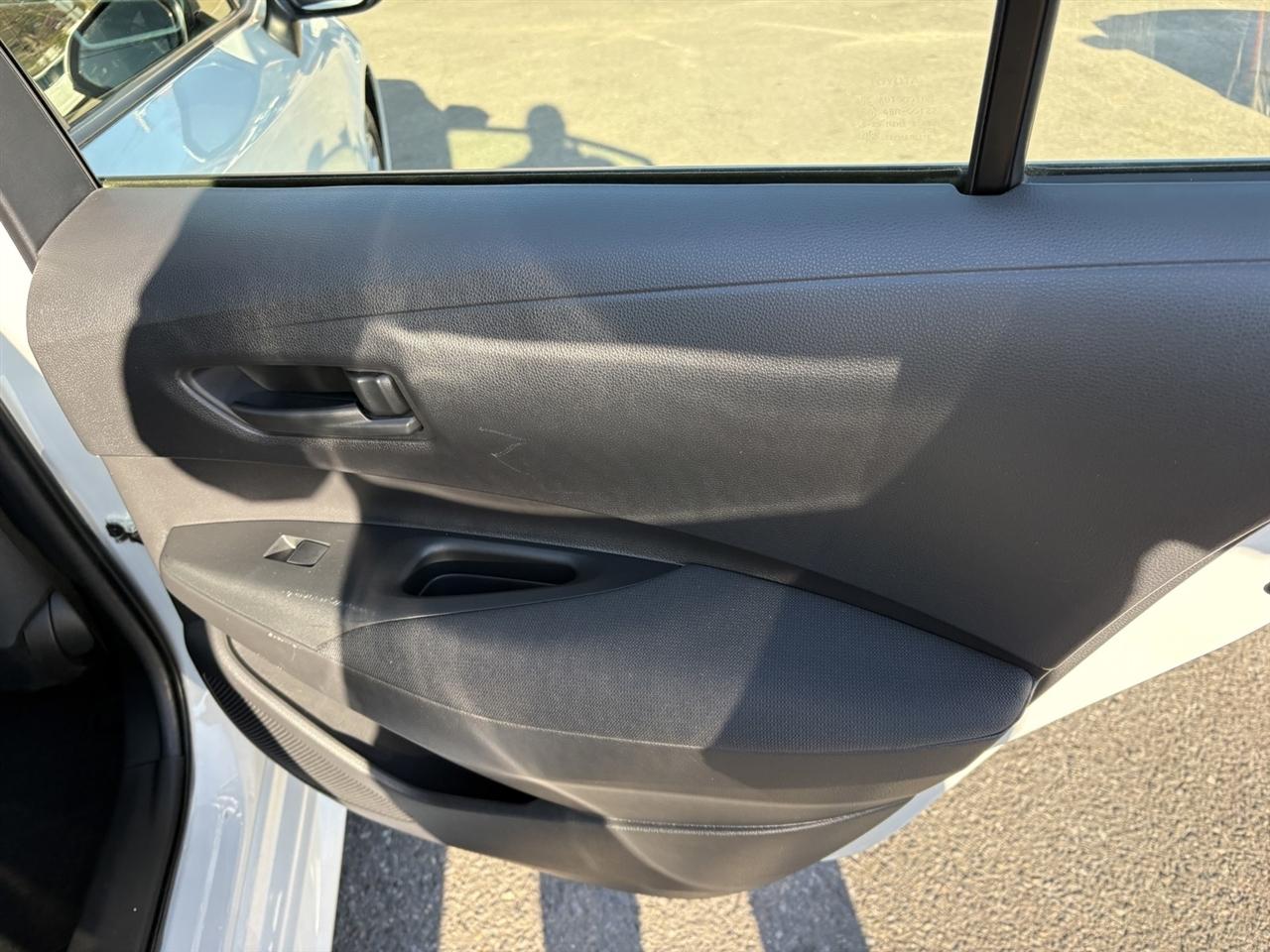 Toyota Corolla LE w/ Premium Pkg2 2022