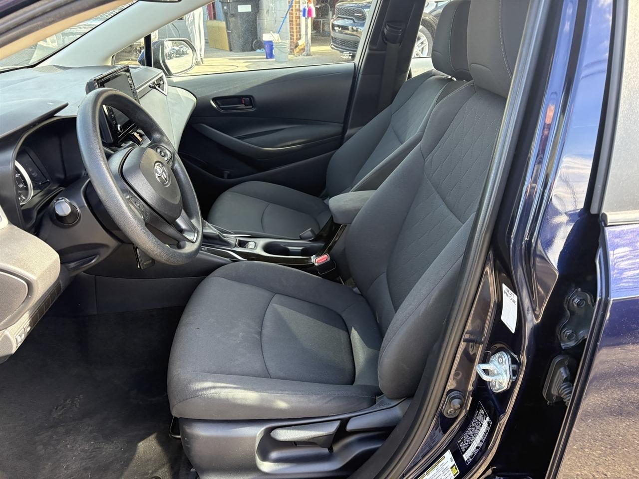 Toyota Corolla LE 2022