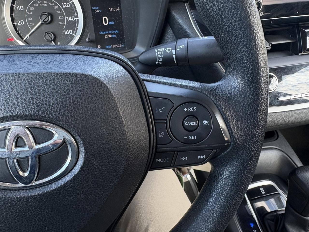 Toyota Corolla LE 2022