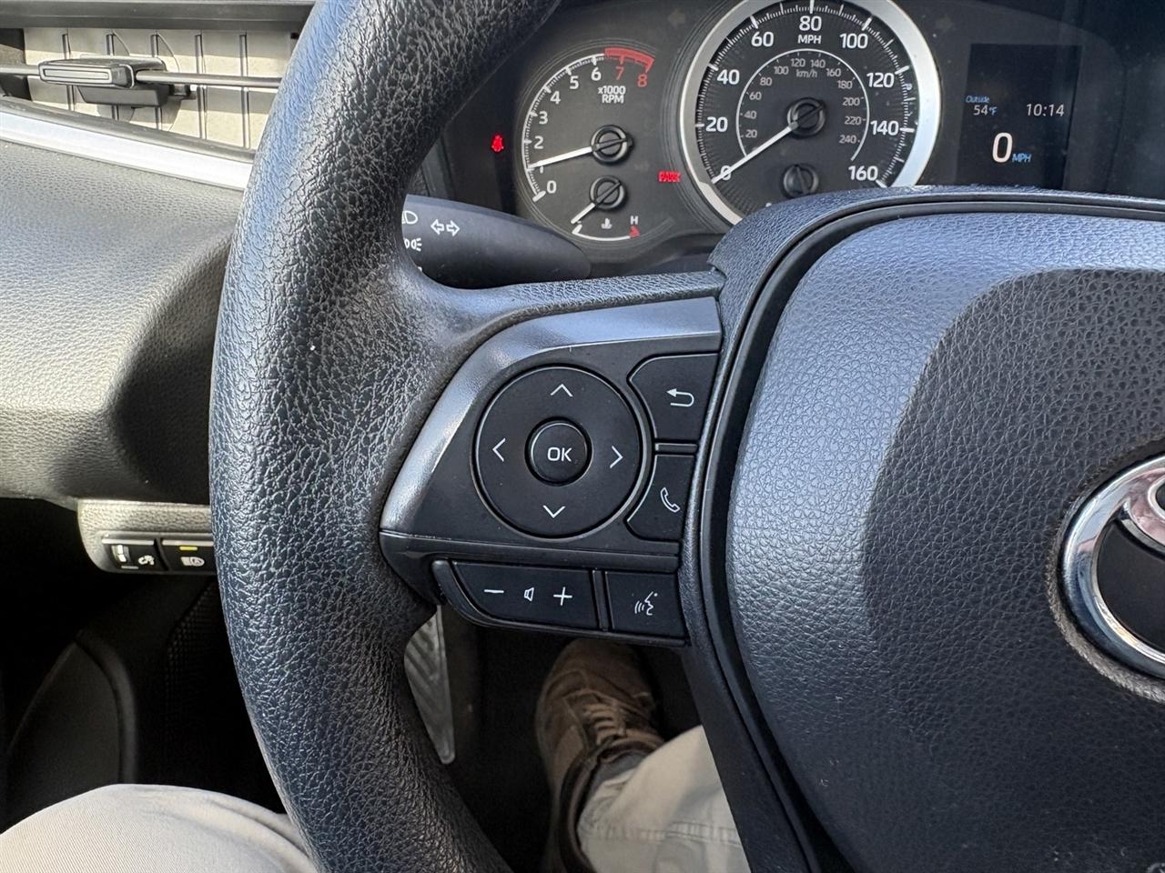 Toyota Corolla LE 2022