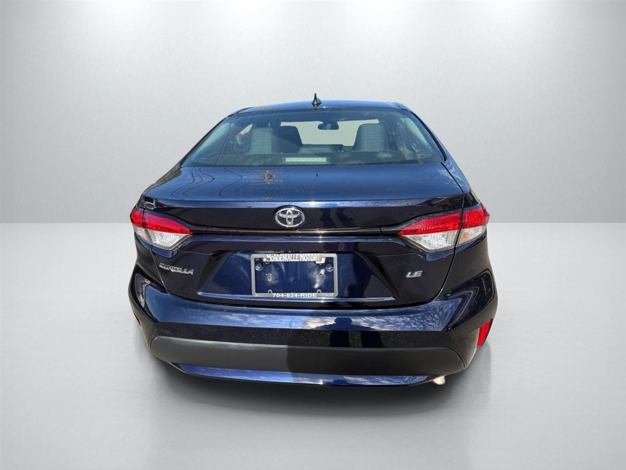 Toyota Corolla LE 2022