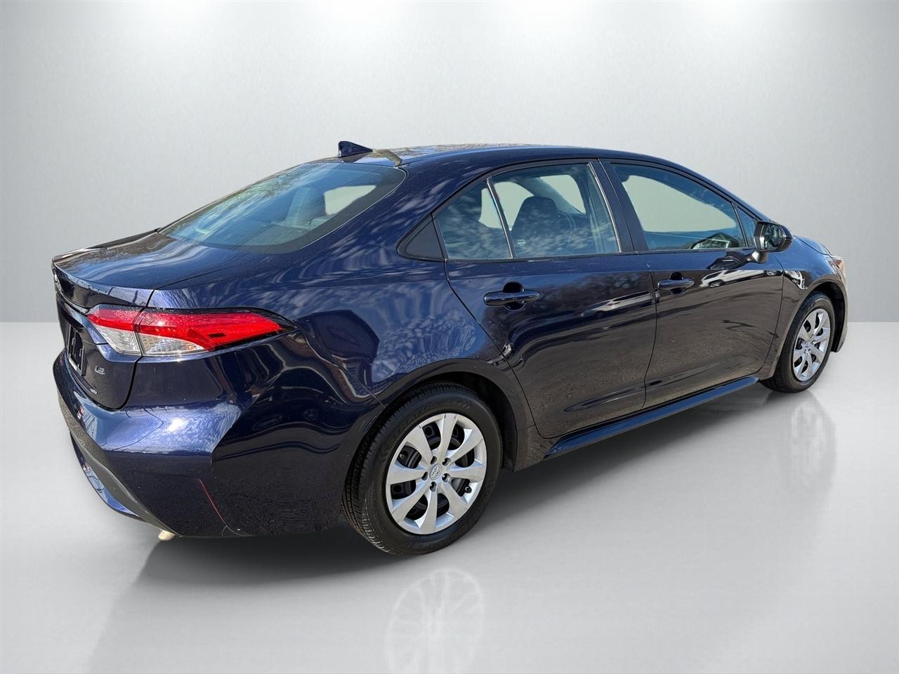 Toyota Corolla LE 2022