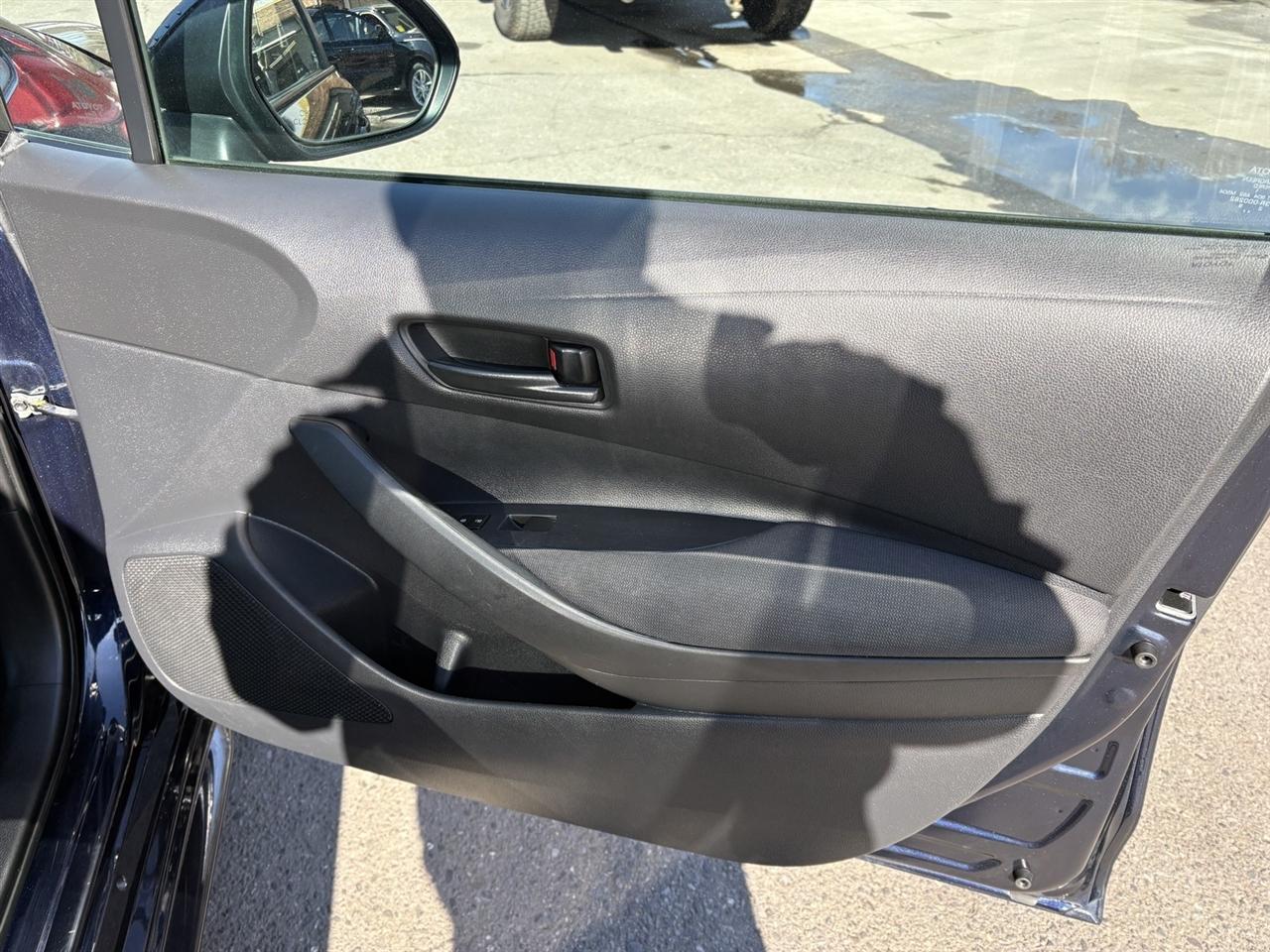 Toyota Corolla LE 2022