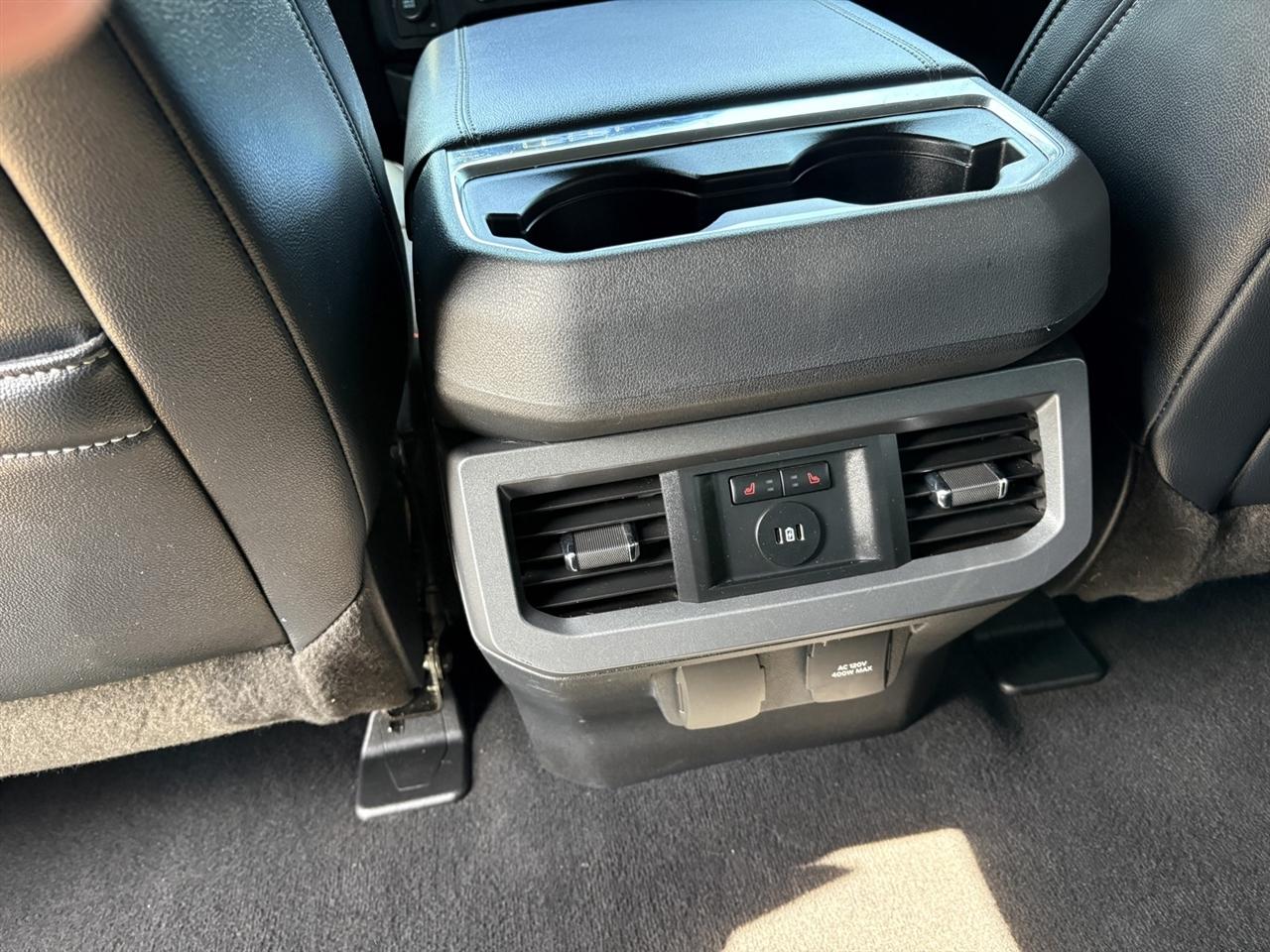 Ford F-350 SD Lariat Crew Cab LWB DRW 4WD 2023