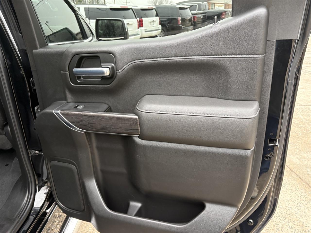 Chevrolet Silverado 1500 LTZ Z71 Crew Cab 4WD 2019