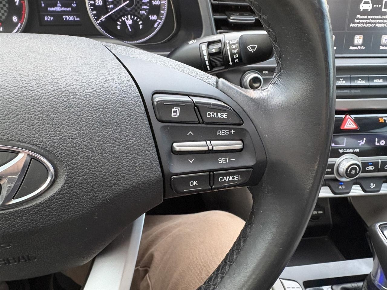 Hyundai Elantra Limited 2020