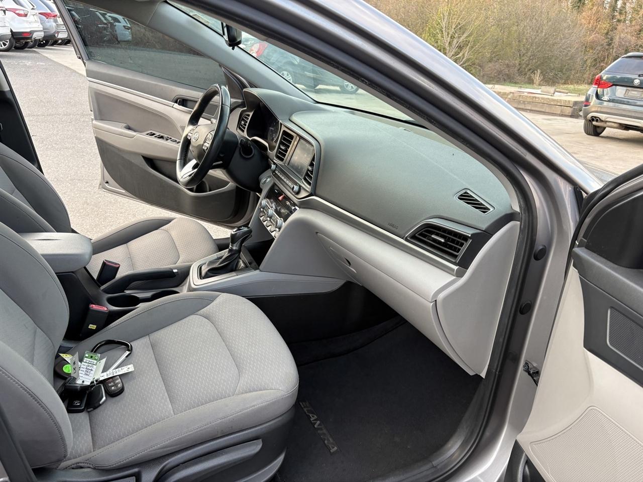 Hyundai Elantra Limited 2020