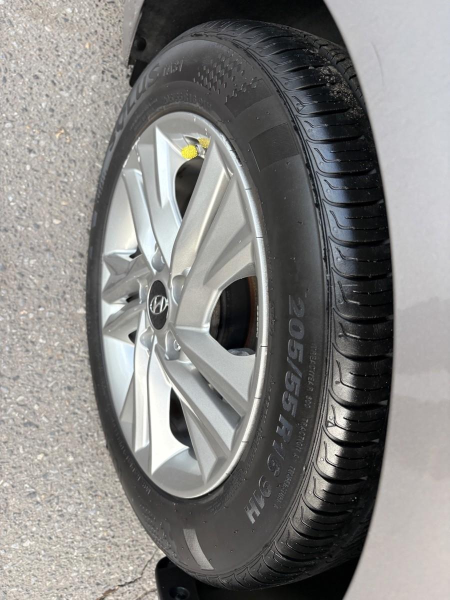 Hyundai Elantra Limited 2020