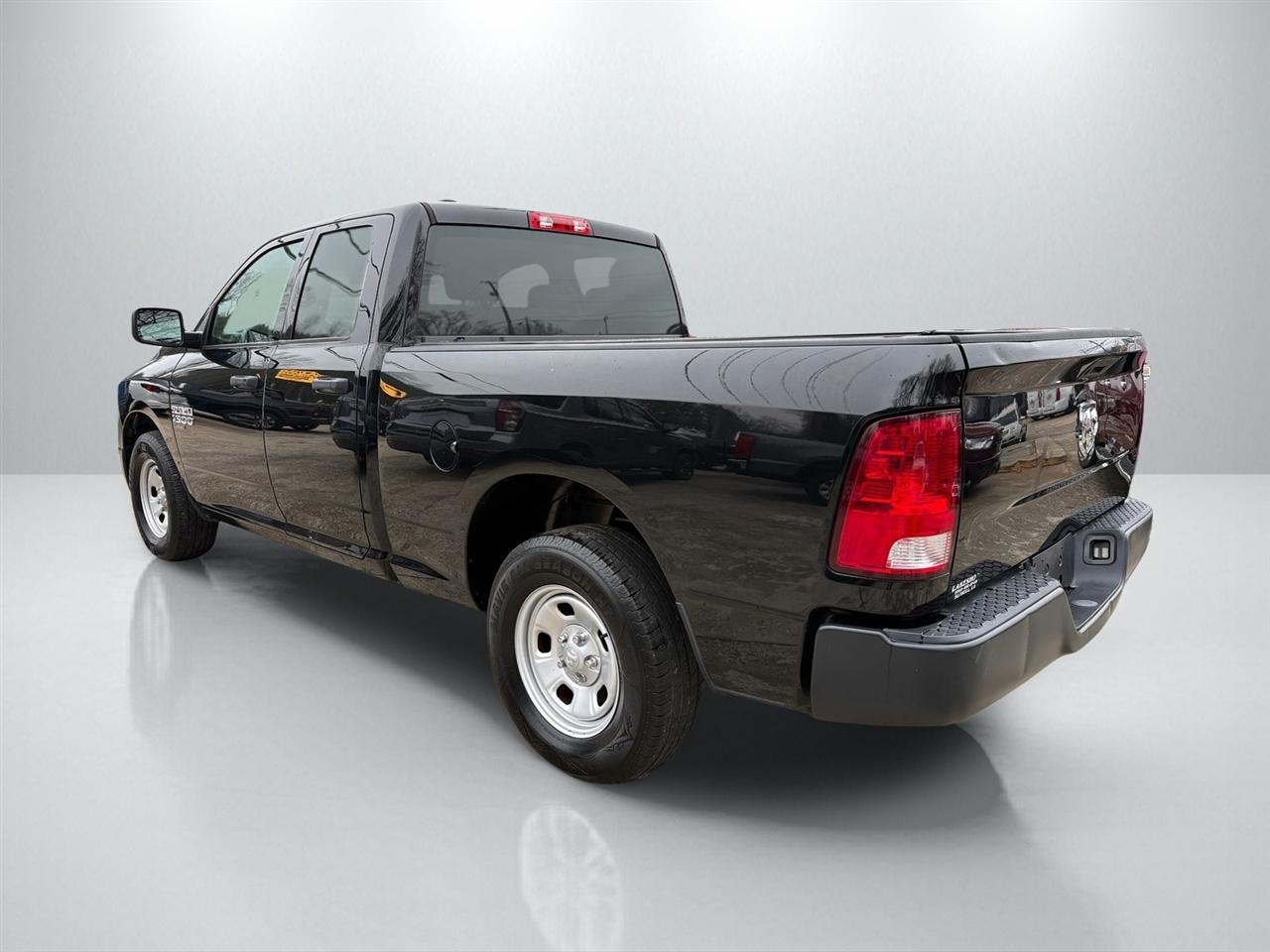 RAM 1500 Classic Tradesman Quad Cab 2WD 2022