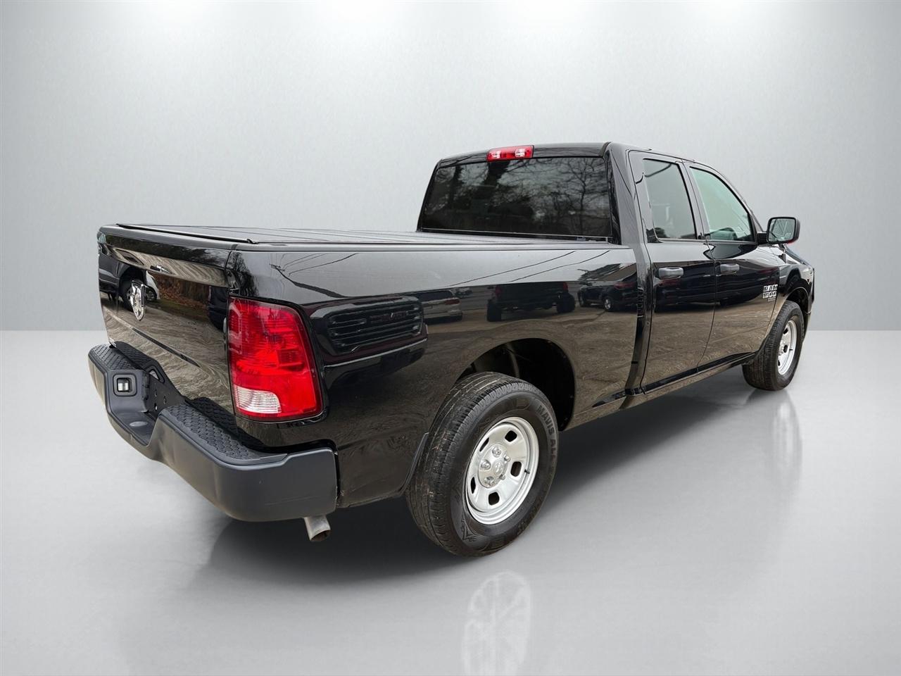 RAM 1500 Classic Tradesman Quad Cab 2WD 2022