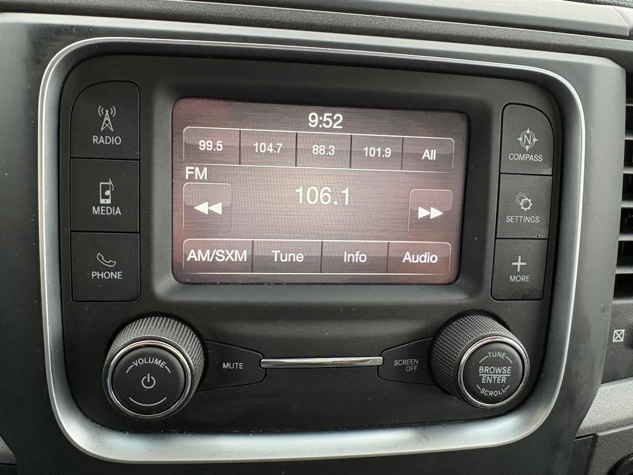 RAM 1500 Classic Tradesman Quad Cab 2WD 2022