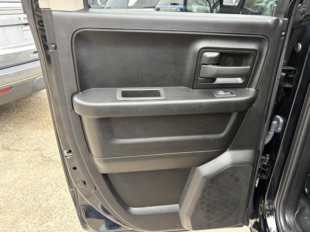 RAM 1500 Classic Tradesman Quad Cab 2WD 2022