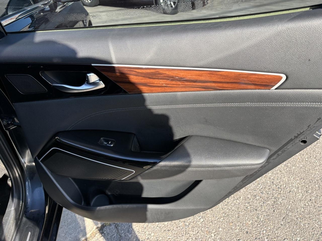 Kia Cadenza Limited 2018