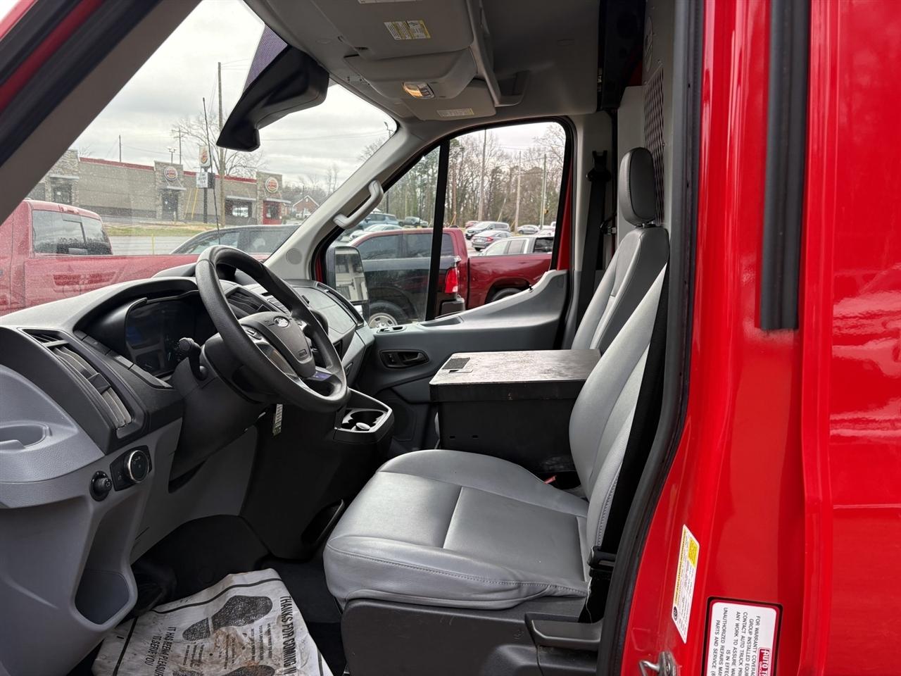 Ford Transit 250 Van Med. Roof w/Dual Sliding 130-in. WB 2018