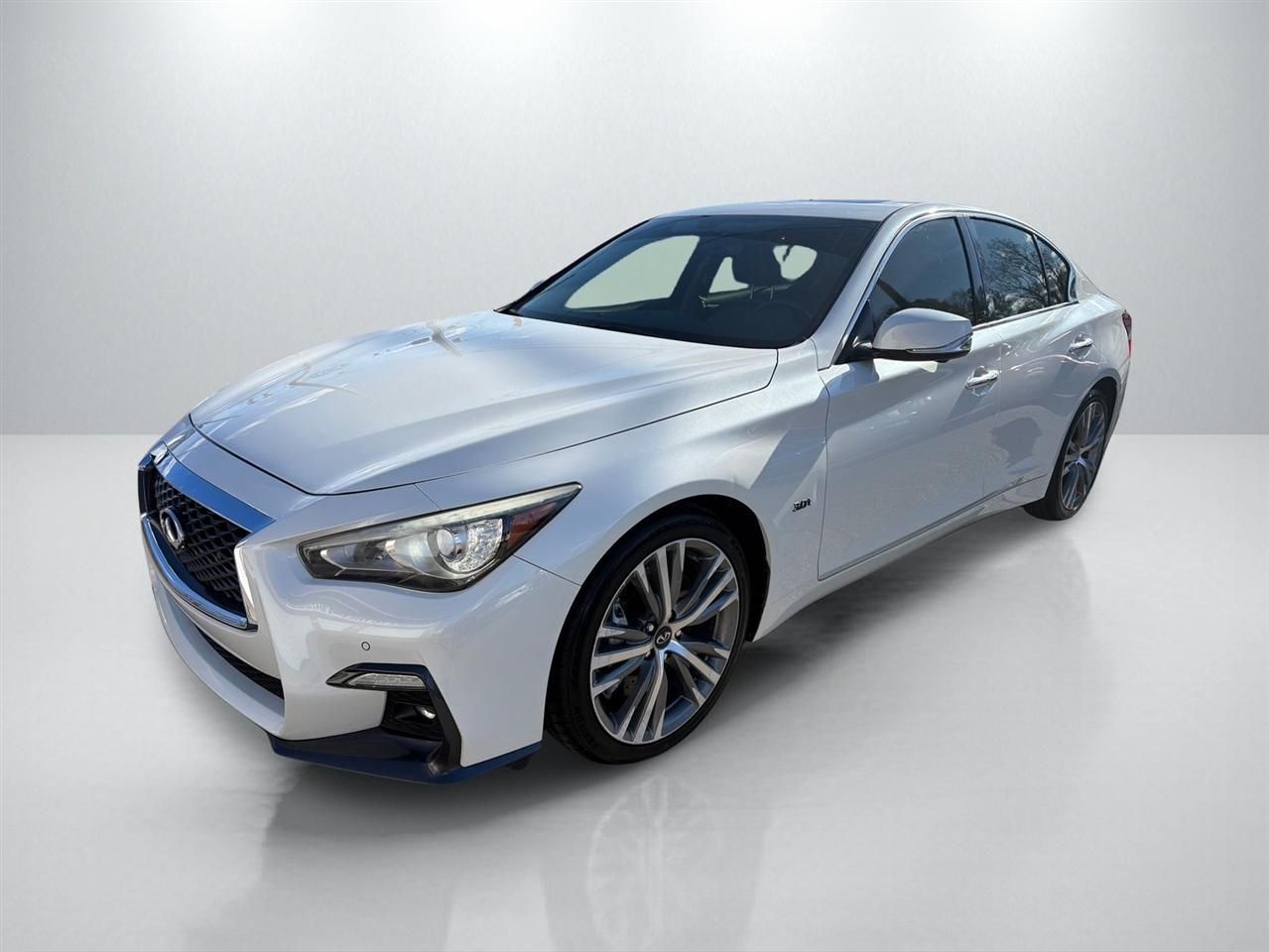 Infiniti Q50 3.0t LUXE AWD 2019