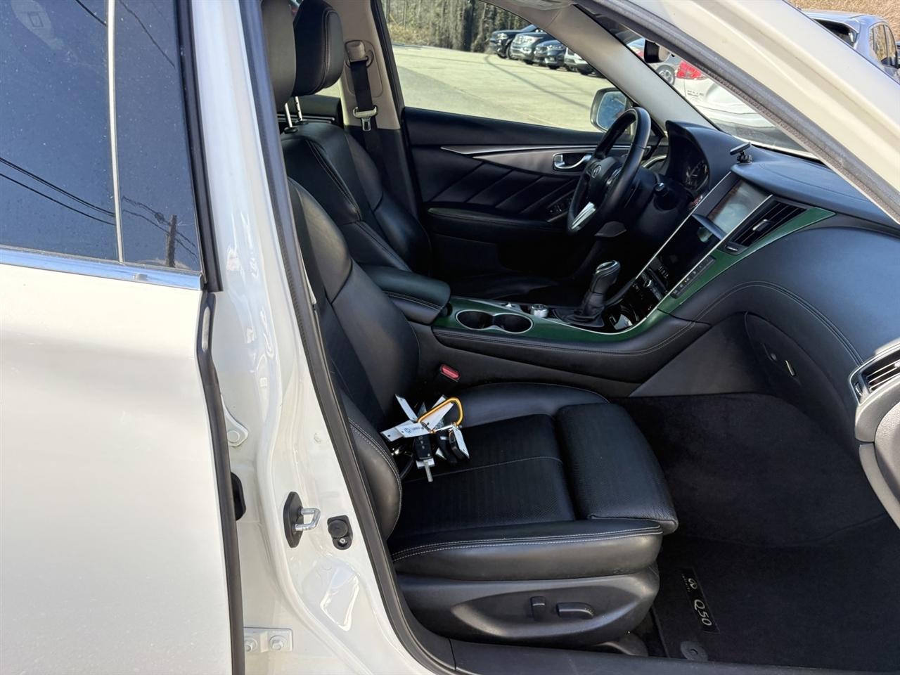 Infiniti Q50 3.0t LUXE AWD 2019