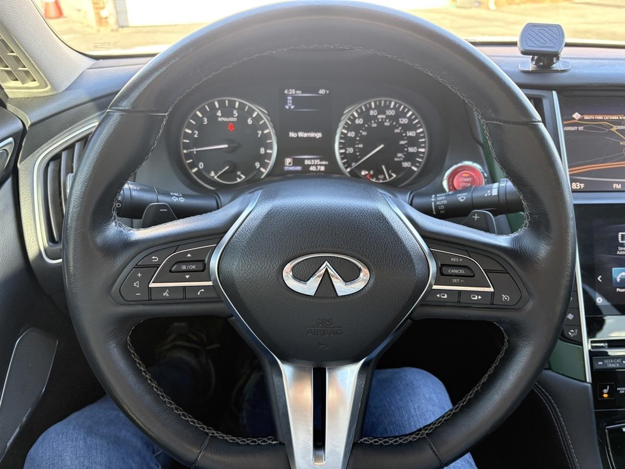 Infiniti Q50 3.0t LUXE AWD 2019