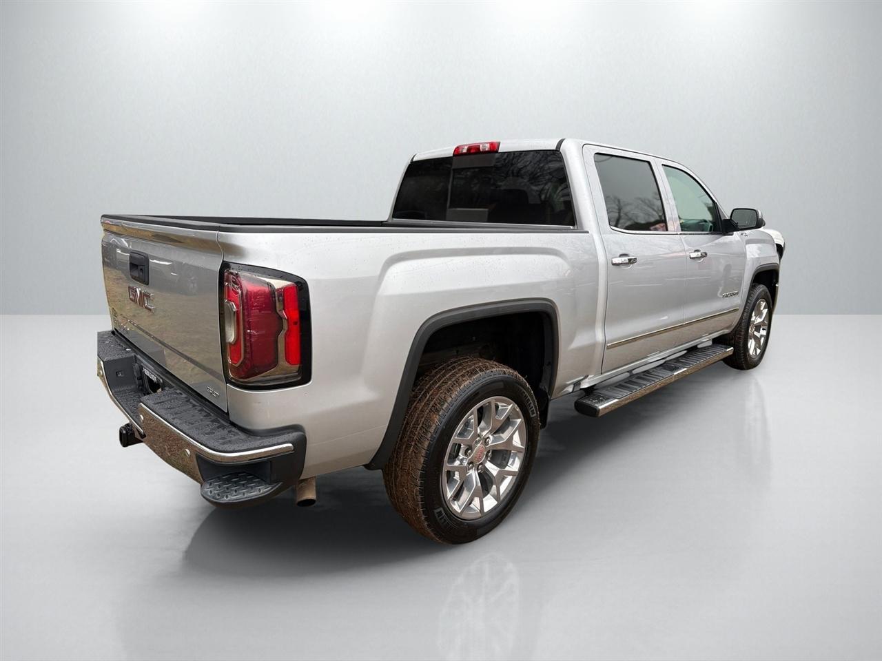 GMC Sierra 1500 SLT Crew Cab Short Box 4WD 2018