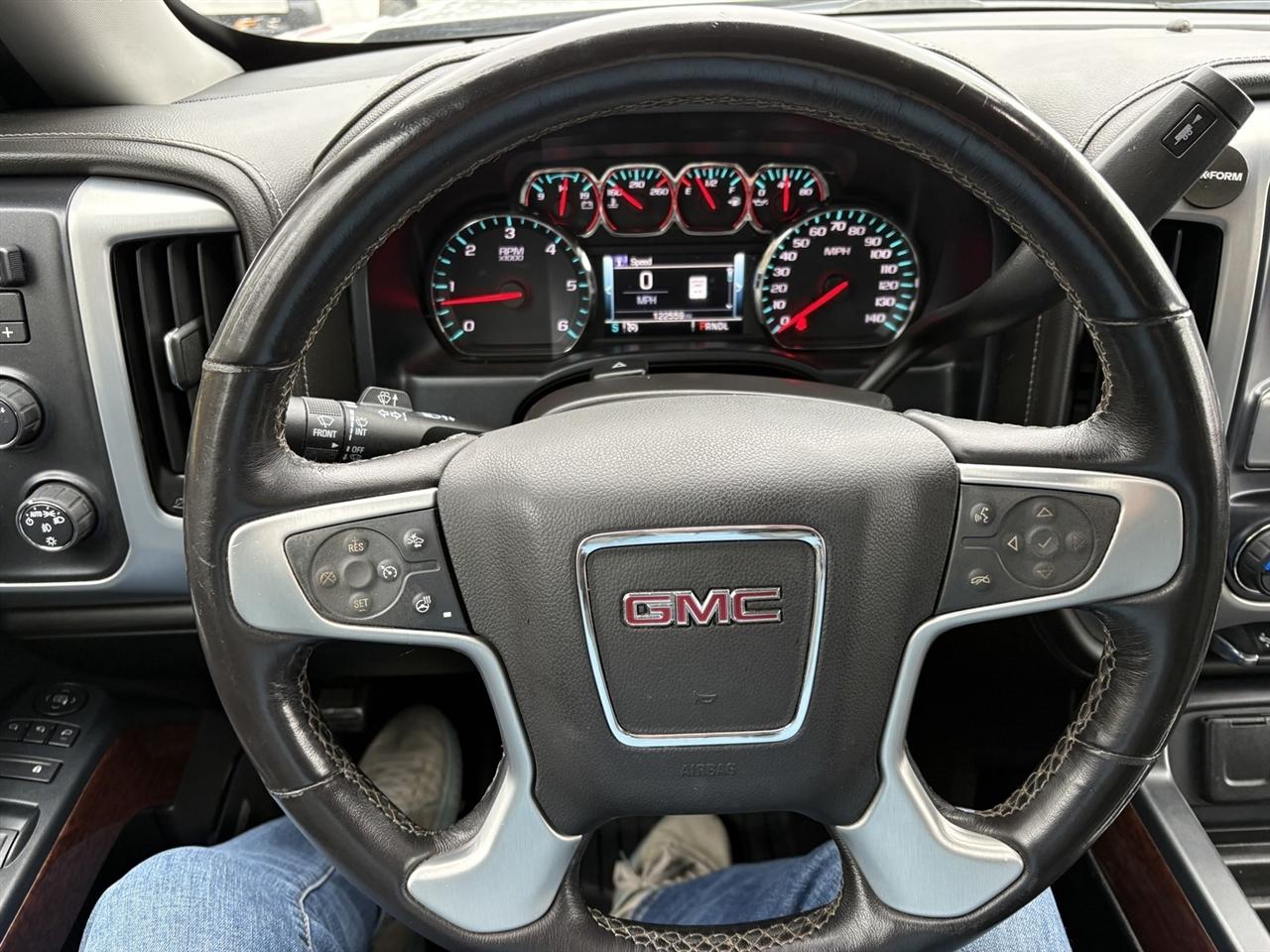 GMC Sierra 1500 SLT Crew Cab Short Box 4WD 2018
