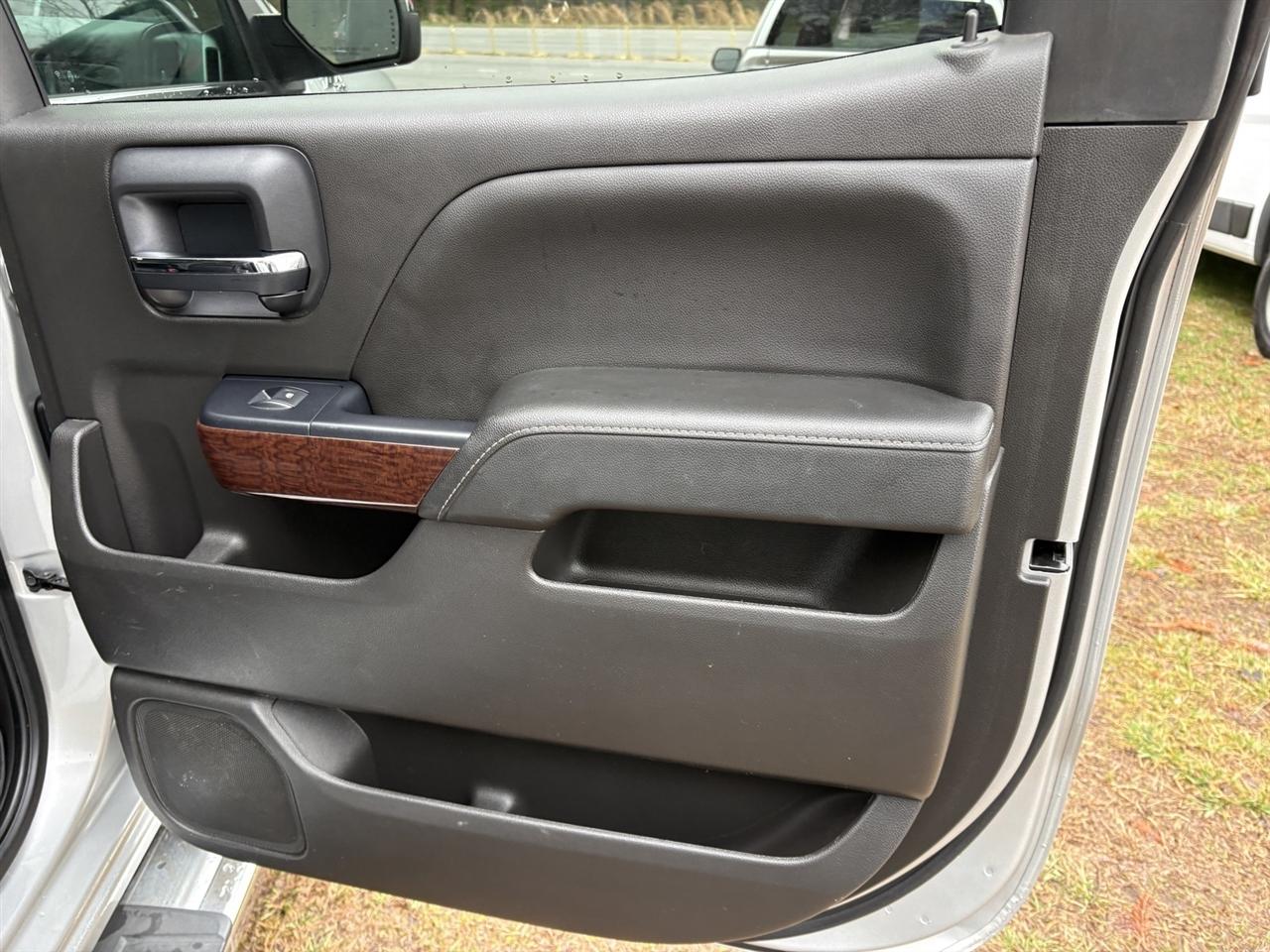 GMC Sierra 1500 SLT Crew Cab Short Box 4WD 2018