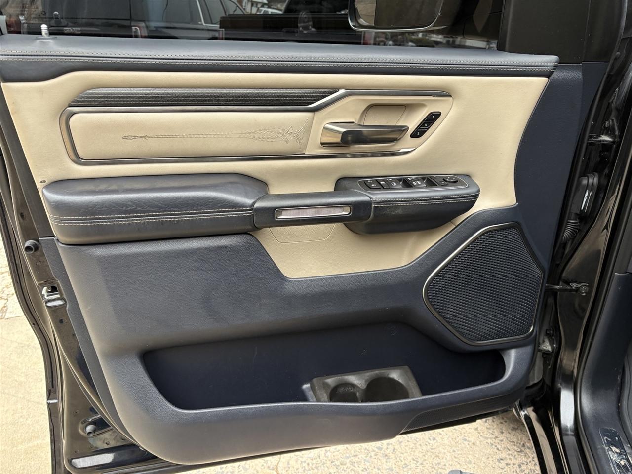 RAM 1500 Limited Crew Cab SWB 4WD 2019