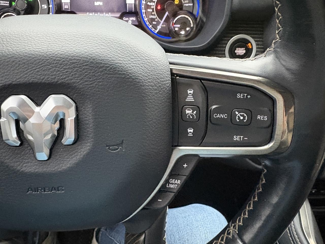 RAM 1500 Limited Crew Cab SWB 4WD 2019