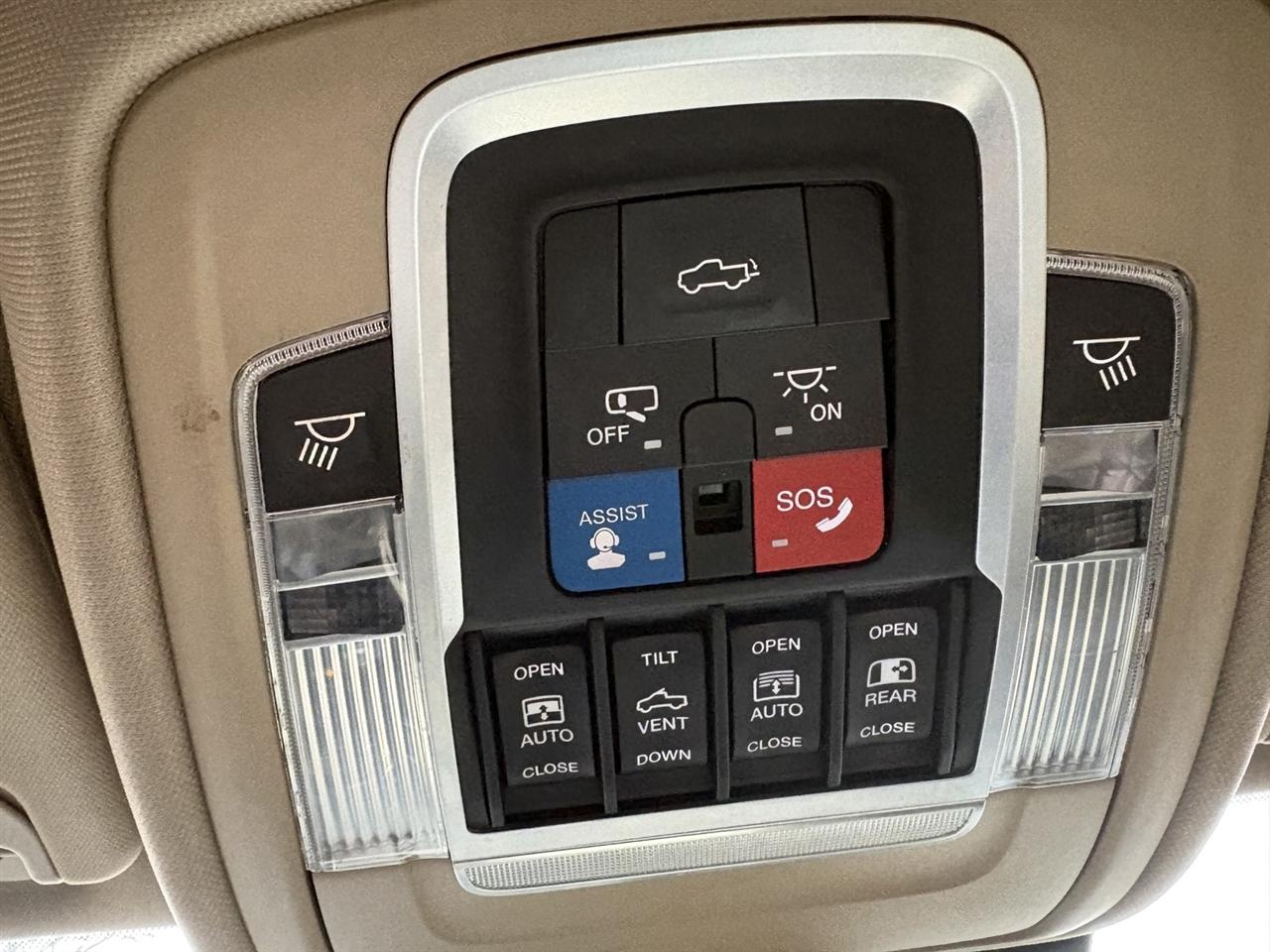 RAM 1500 Limited Crew Cab SWB 4WD 2019