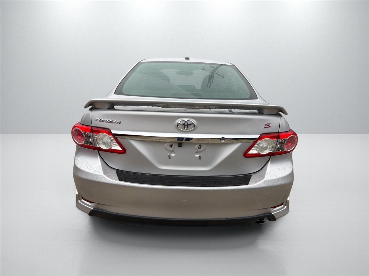 Toyota Corolla S 2013