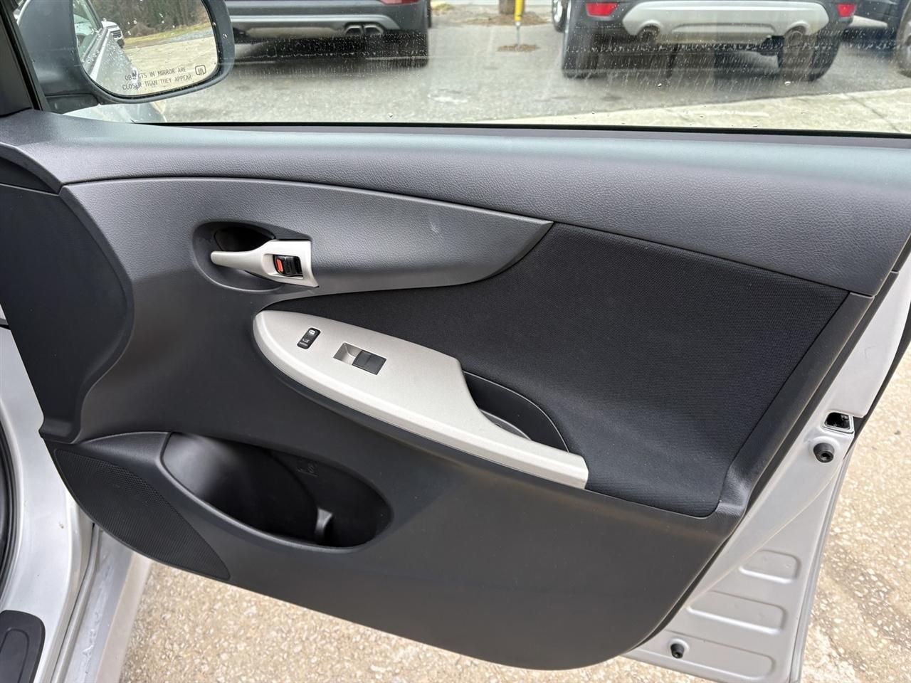 Toyota Corolla S 2013