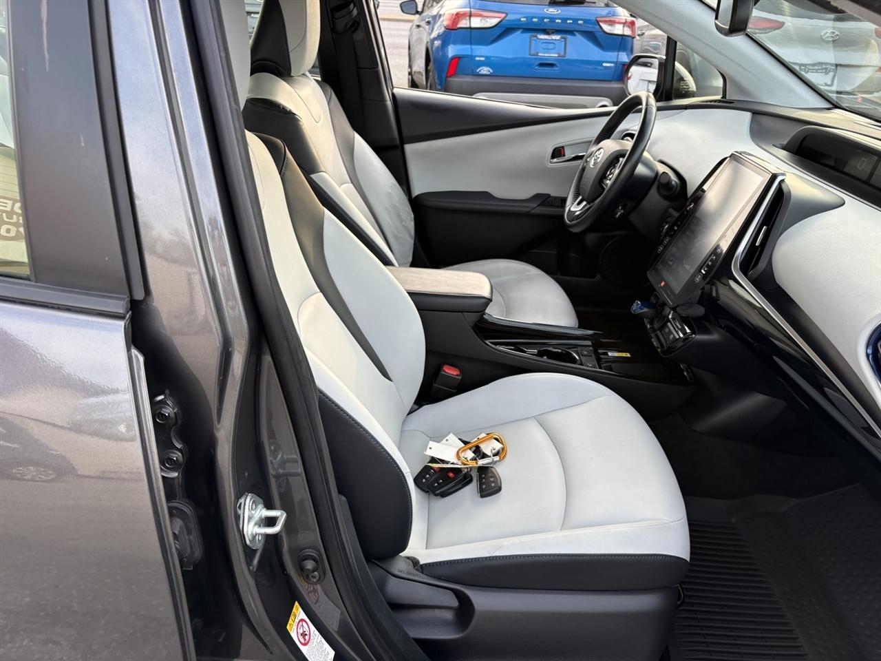 Toyota Prius LE 2022