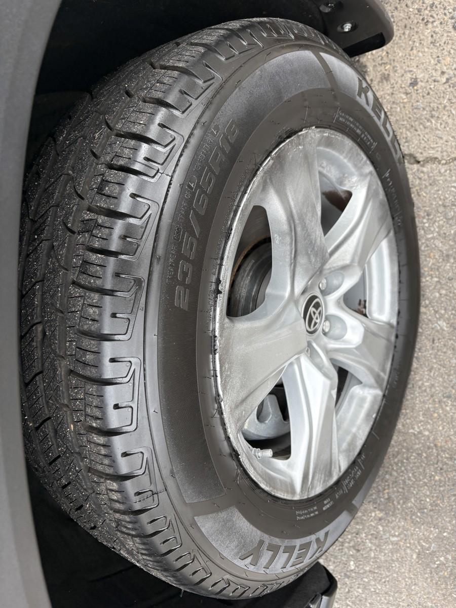 Toyota Highlander LE AWD V6 2022