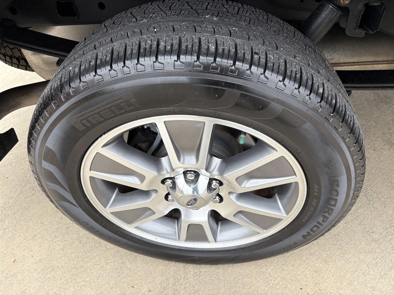 Ford F-150 4WD Reg Cab 126" FX4 Tremor 2014